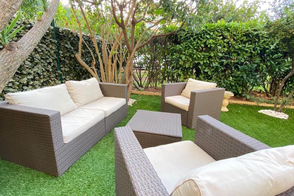 Rabiac - Charming 1 Bedroom With Private Garden Antibes Exterior photo